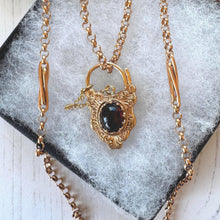 Carica l'immagine nel visualizzatore di Gallery, Antique Victorian Large 9ct Gold Almandine Garnet Shield Padlock Pendant/Bracelet Charm
