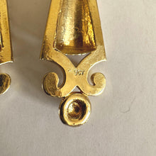 Carica l'immagine nel visualizzatore di Gallery, Antique Victorian 9ct Gold Archaeological Revival Earrings, Etruscan Statement Drops c1880
