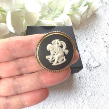 Charger l'image dans la galerie, Vintage Wedgwood Black Jasperware Sterling Silver Cupid Brooch
