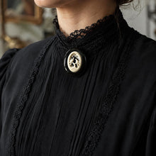 Charger l'image dans la galerie, Antique Victorian Whitby Jet Brooch with Carved Lovebirds Panel c1860
