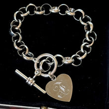 Charger l'image dans la galerie, Antique Sterling Silver Belcher Watch Chain Bracelet With Heart Charm
