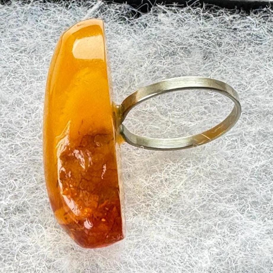 Vintage 1980's Huge 30ct Natural Butterscotch Baltic Amber Statement Ring