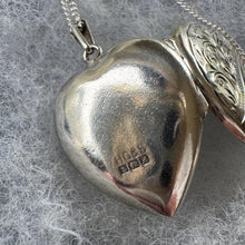 Load image into Gallery viewer, Vintage 1975 Sterling Silver Floral Engraved Heart Locket Necklace. Antique Style Sweetheart Pendant &amp; Chain.
