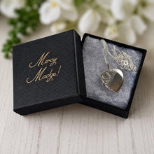 Load image into Gallery viewer, Vintage 1975 Sterling Silver Floral Engraved Heart Locket Necklace. Antique Style Sweetheart Pendant &amp; Chain.
