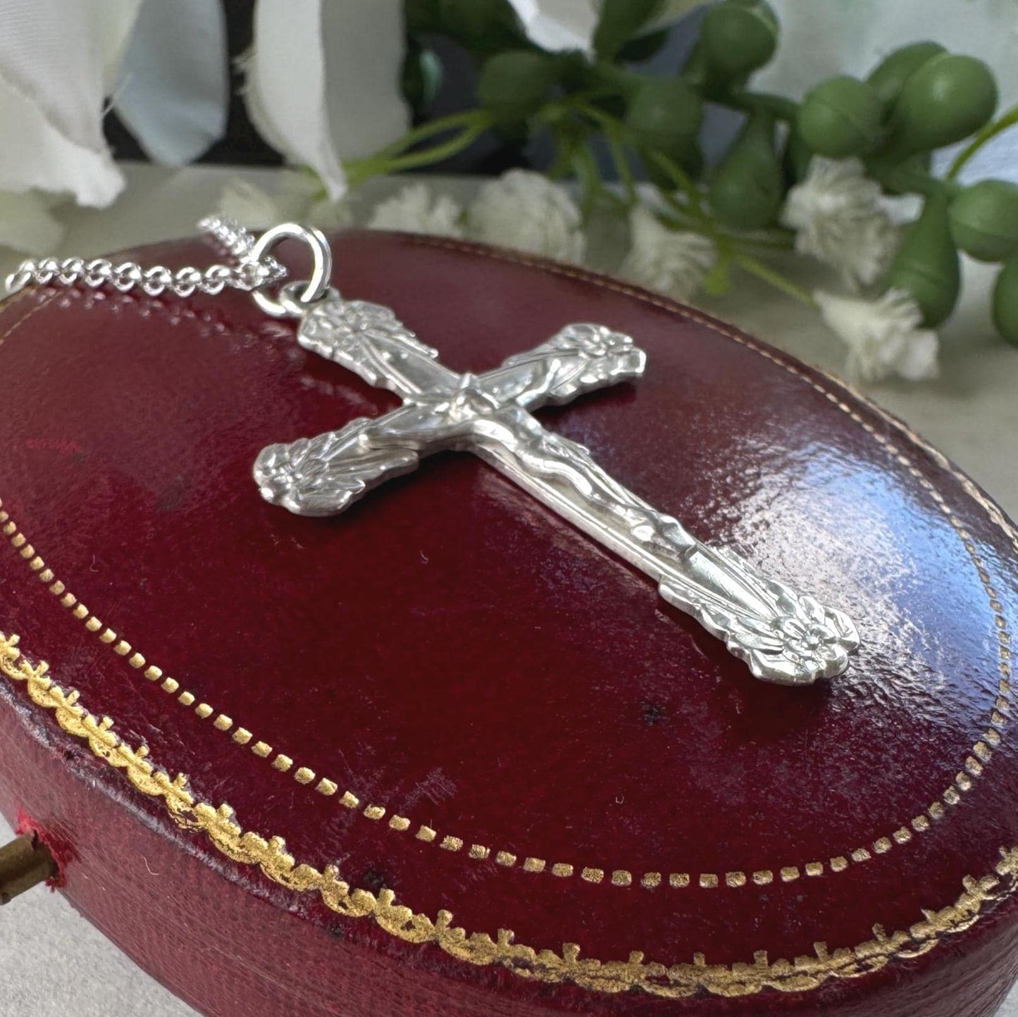 Vintage Sterling Silver Art Nouveau Revival Crucifix Pendant & Belcher Chain