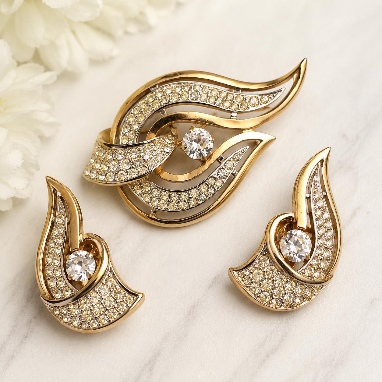Vintage 1950s Kramer NY Brooch & Clip Earring Set