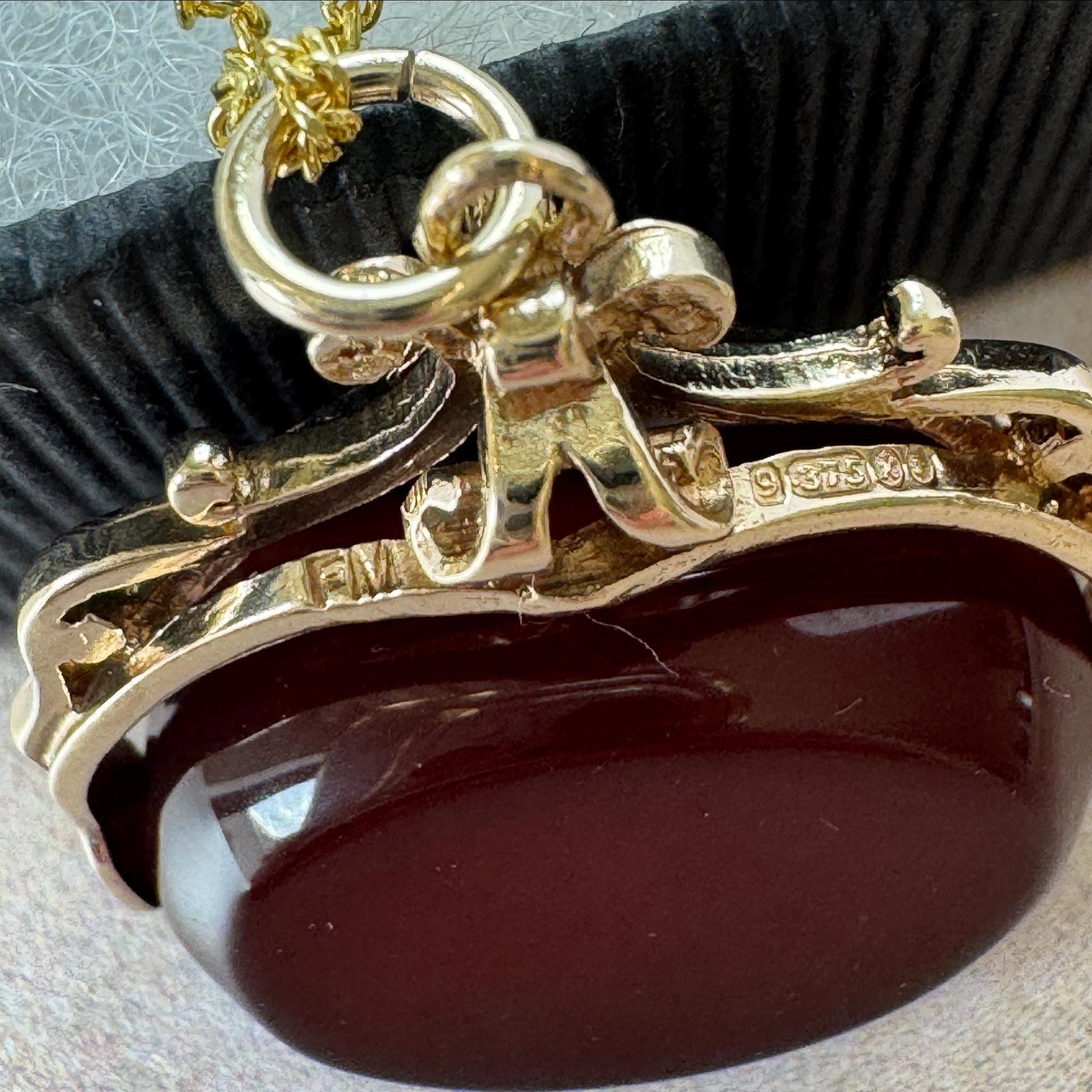 Vintage 9ct Gold Carnelian Spinner Fob Pendant, Hallmarked London 1965