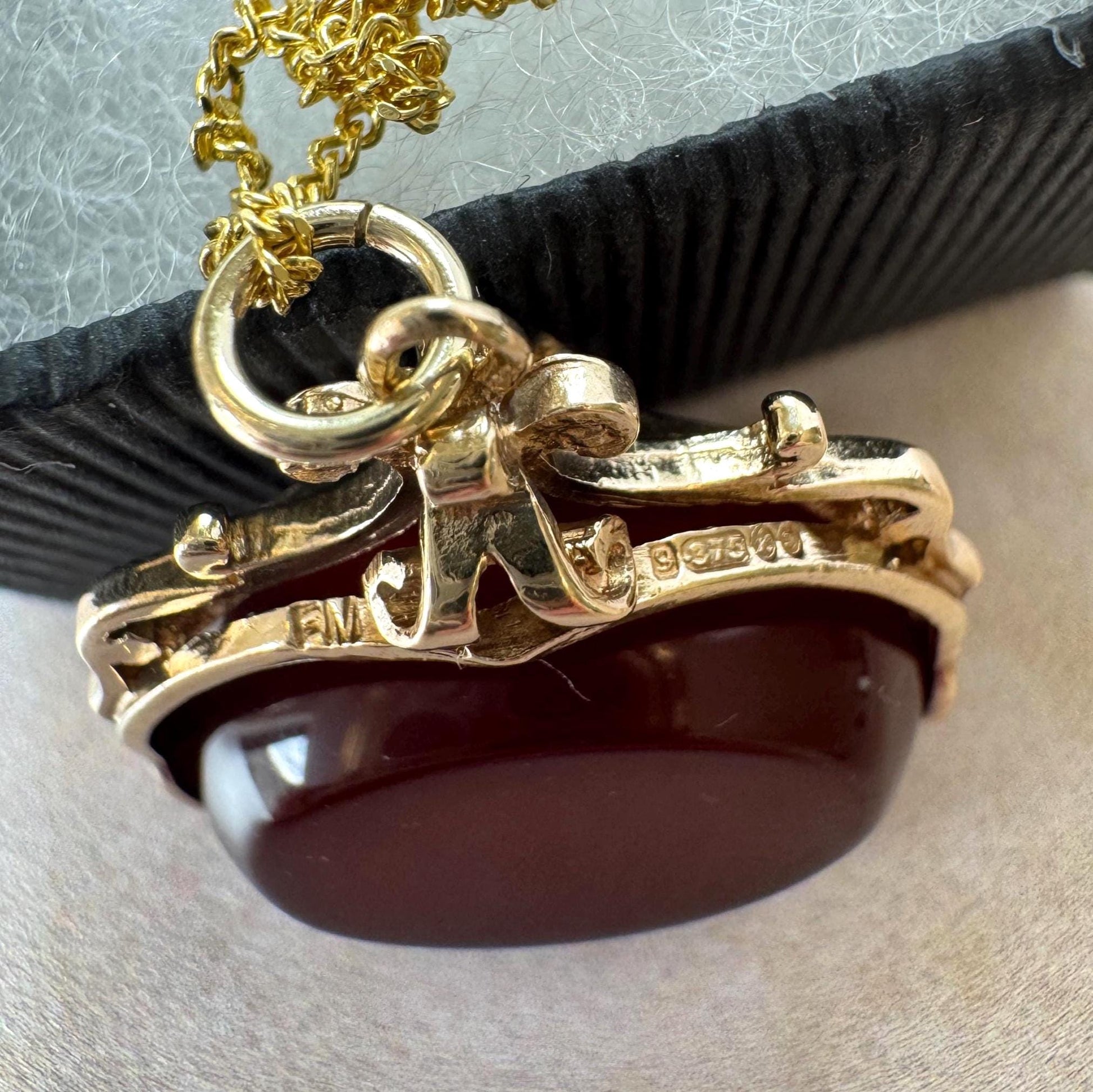Vintage 9ct Gold Carnelian Spinner Fob Pendant, Hallmarked London 1965