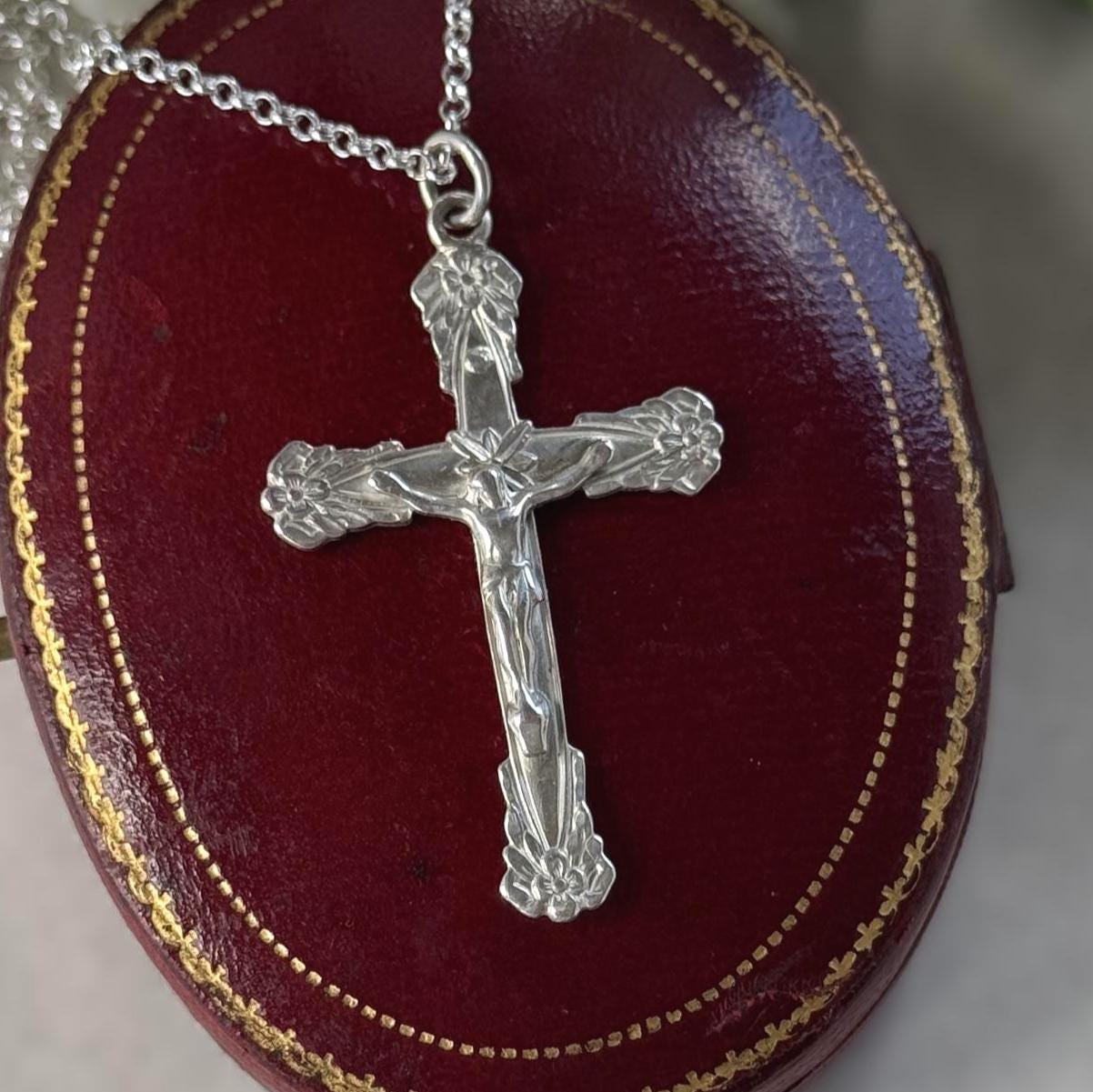 Vintage Sterling Silver Art Nouveau Revival Crucifix Pendant & Belcher Chain