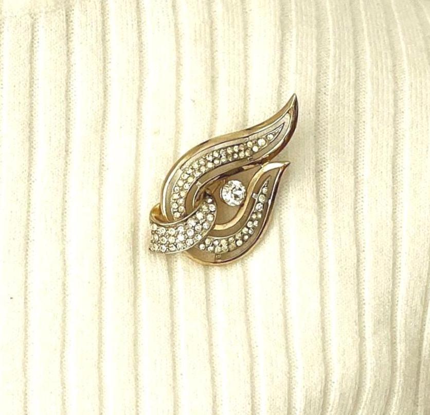 Vintage 1950s Kramer NY Brooch & Clip Earring Set