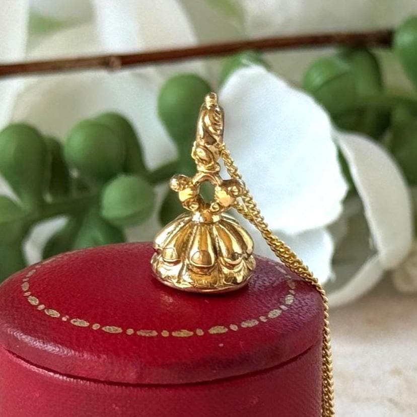 Georgian Miniature Lovebird Intaglio Seal Fob | Antique Gold-Cased Citrine Pendant