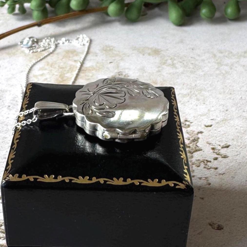 Vintage Sterling Silver Floral Engraved Pie Crust Locket Necklace, Birmingham 1978