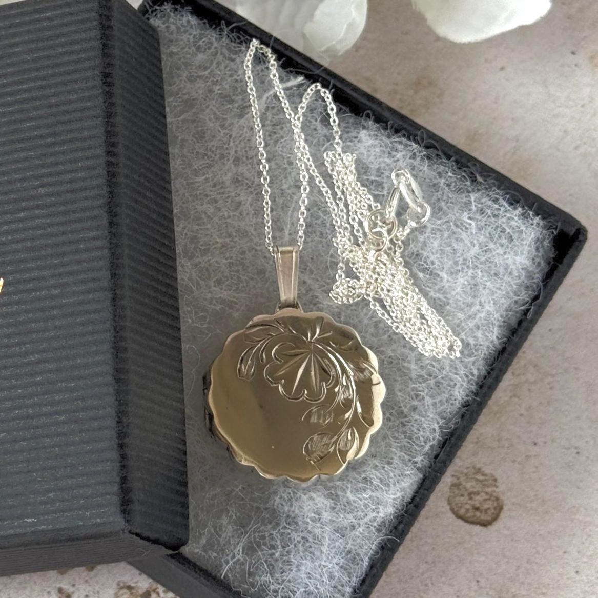 Vintage Sterling Silver Floral Engraved Pie Crust Locket Necklace, Birmingham 1978