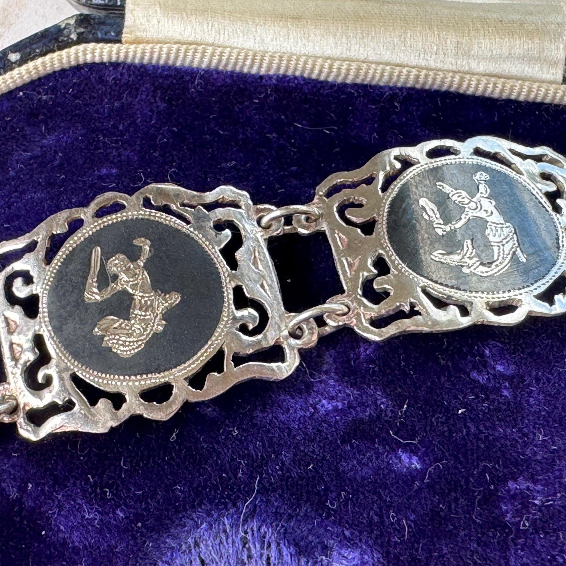 Vintage Siam Sterling Silver Nielloware Panel Bracelet Circa 1940