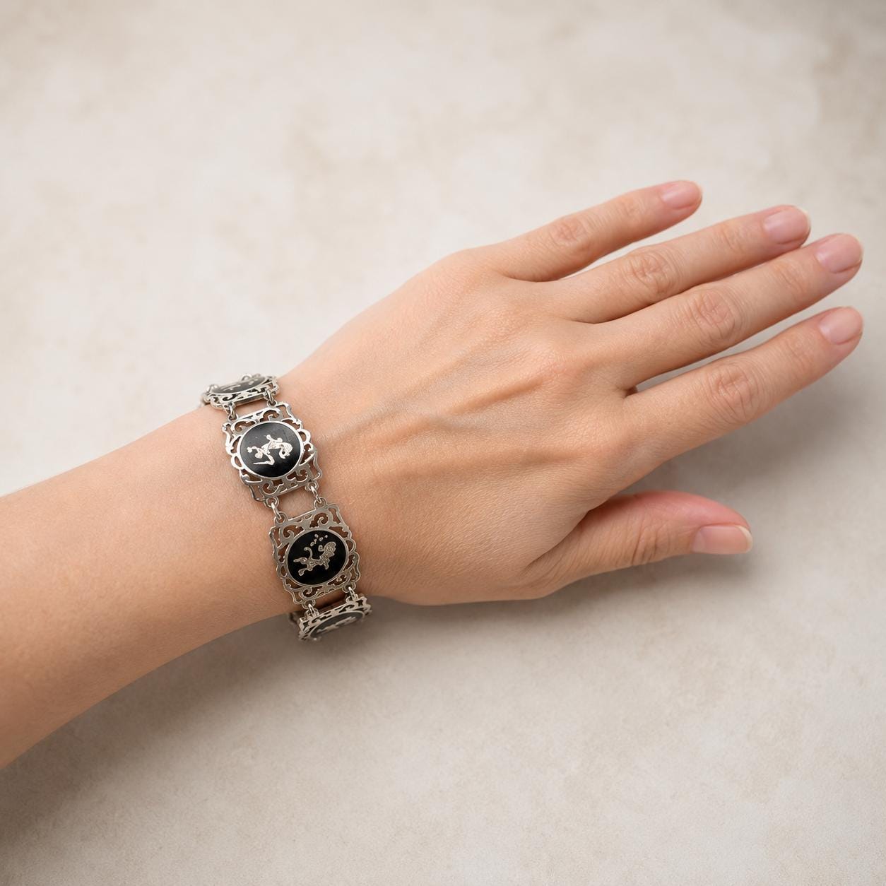 Vintage Siam Sterling Silver Nielloware Panel Bracelet Circa 1940