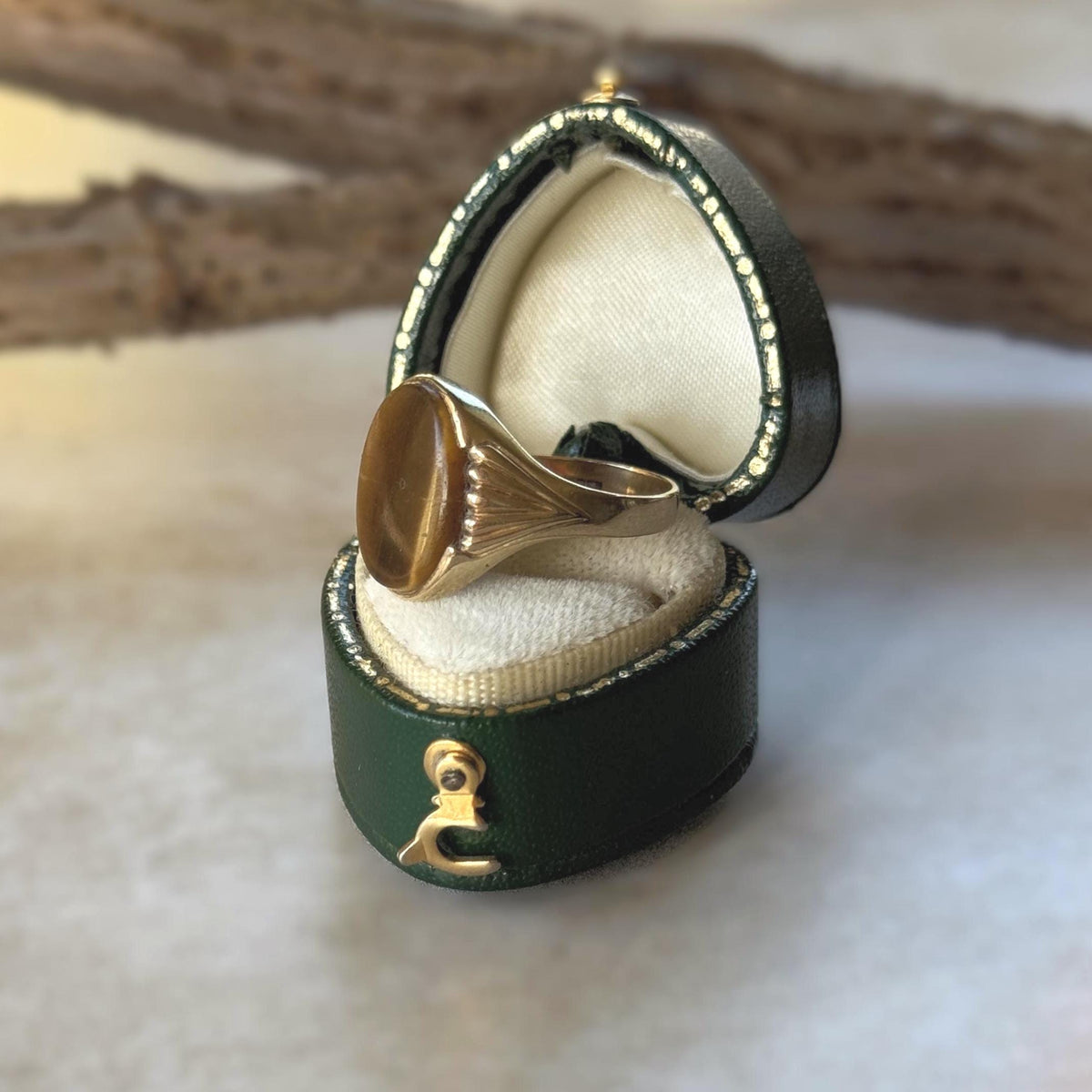 Vintage 1988 9ct Yellow Gold Tigers Eye Signet Seal Ring, Size O / 7-1/4