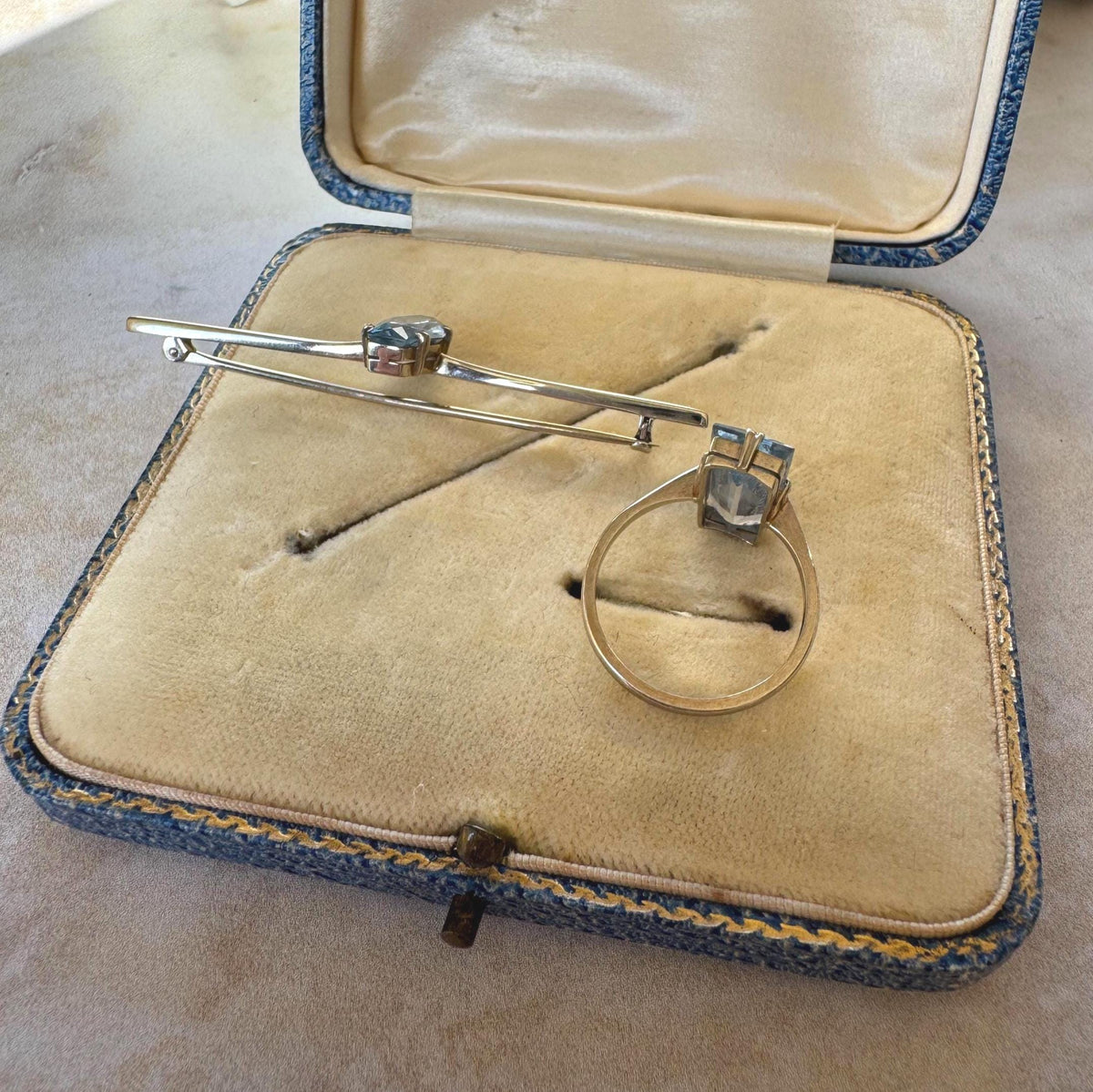 1920's Art Deco Blue Topaz 9ct Gold Jewellery Suite | Ring & Brooch | Original Fitted Presentation Case