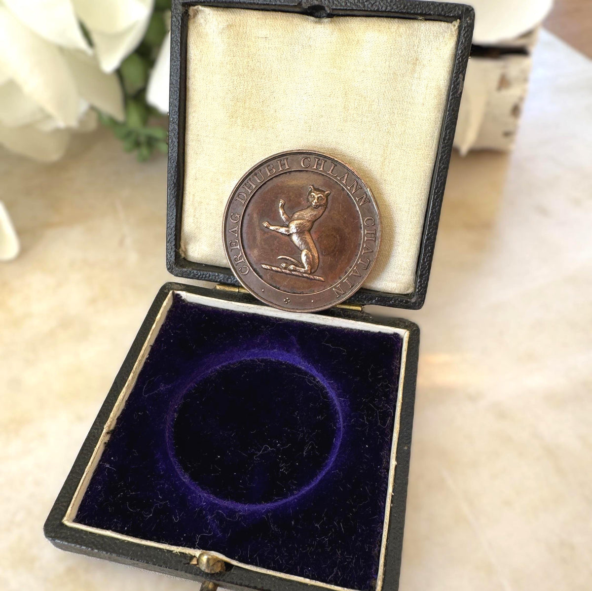 Antique Cased 1895 Bronze Medal Commemorating the Allegiance of Scottish Highland Clans Chattan and Macpherson