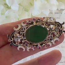 ギャラリービューアAntique Austro-Hungarian Ruby &amp; Chrysoprase Enamel Silver Broochに読み込んでビデオを見る
