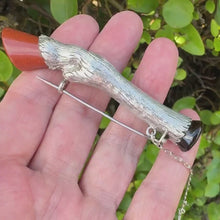 Charger et lire la vidéo dans la visionneuse de la Galerie, Rare Victorian Scottish Silver Kilt Pin: Stag Fetlock with Carnelian Hoof &amp; Amethyst Intaglio Seal
