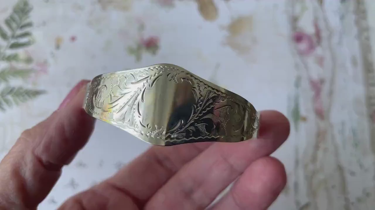 Vintage Art Deco Floral Engraved Sterling Silver Bracelet