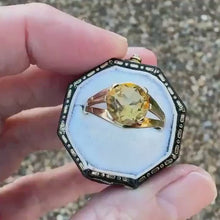 Load and play video in Gallery viewer, Vintage 9ct Yellow Gold Natural Citrine Retro Ring
