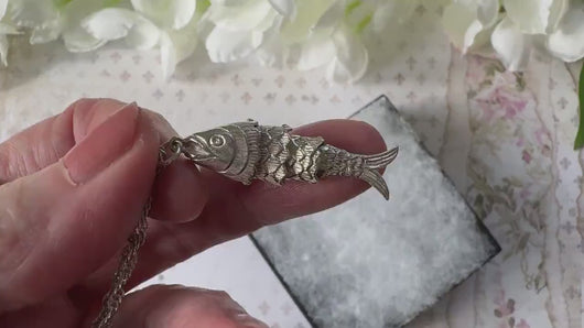 Vintage  Silver Articulated Fish Pendant Necklace