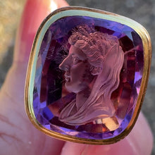 Load and play video in Gallery viewer, Superb Georgian 18ct Gold Amethyst Intaglio Seal of Demeter
