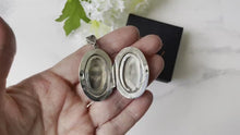 Load and play video in Gallery viewer, Vintage 1980s Floral Engraved Sterling Silver Locket
