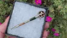 Carica e avvia il video nel visualizzatore di galleria, Antique Silver Scottish Agate &amp; Citrine Claymore Sword Brooch
