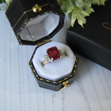 Charger l&#39;image dans la galerie, Antique Art Deco 9ct Gold Emerald Cut Ruby Ring
