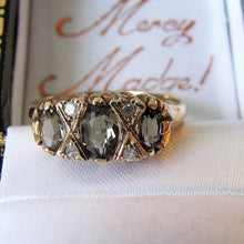 Cargar imagen en el visor de la galería, Vintage 9ct Gold Alexandrite &amp; Diamond Edwardian Revival Ring
