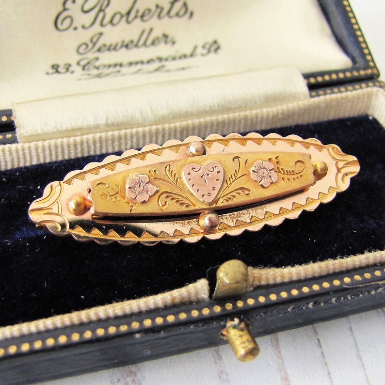 Antique Victorian 9ct Gold Sweetheart Brooch, Engraved Heart & Forget-me-Nots