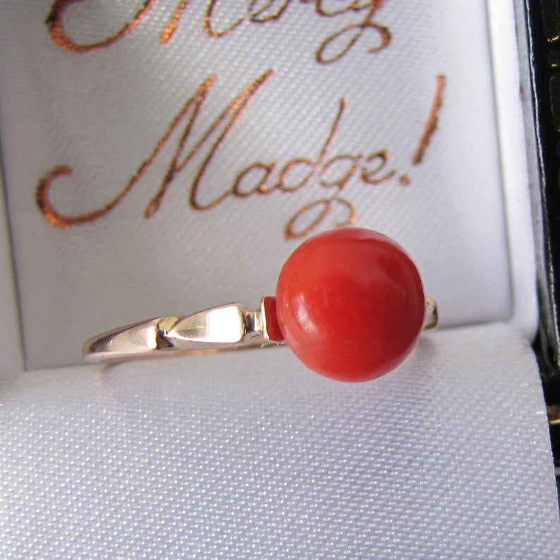 Antique 14ct Gold Red Coral Ring - MercyMadge