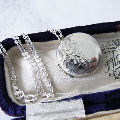 Vintage Victorian Style English Sterling Silver Locket & Chain