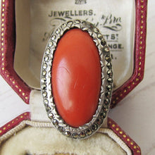 Cargar imagen en el visor de la galería, Art Deco Silver Marcasite &amp; Red Coral Ring
