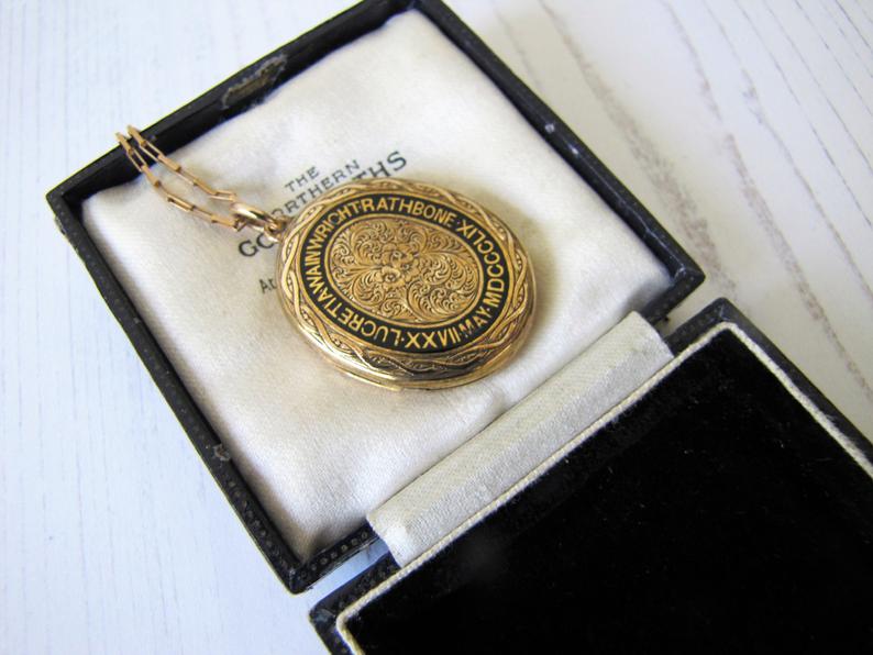 Victorian 15ct Gold Engraved Enamel Mourning Locket With Portrait & Hair, 1859 - MercyMadge