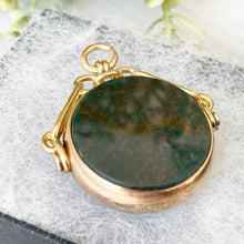 Load image into Gallery viewer, Victorian 9ct Gold Bloodstone &amp; Carnelian Spinner Fob
