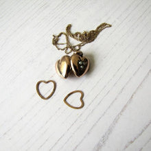 Load image into Gallery viewer, Victorian 9ct Gold &amp; Pearl Heart Locket On Chain - MercyMadge
