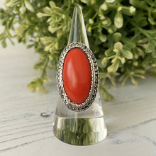 Cargar imagen en el visor de la galería, Art Deco Silver Marcasite &amp; Red Coral Ring
