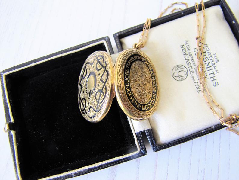 Victorian 15ct Gold Engraved Enamel Mourning Locket With Portrait & Hair, 1859 - MercyMadge