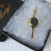 Cargar imagen en el visor de la galería, Antique 15ct Gold Watch Key Fob, Victorian/Georgian - MercyMadge
