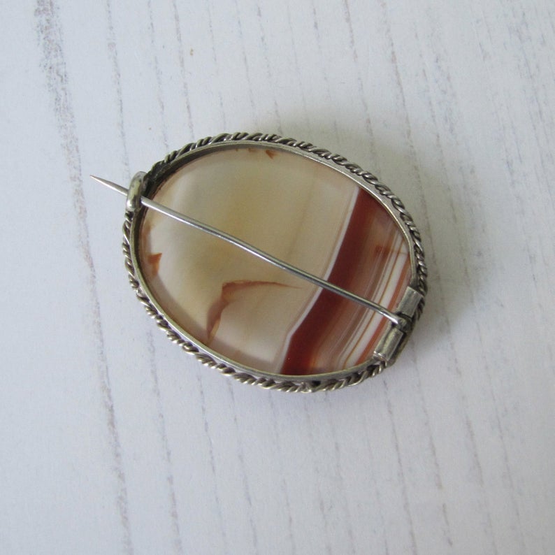 Georgian/Victorian Scottish Banded Agate Silver Brooch