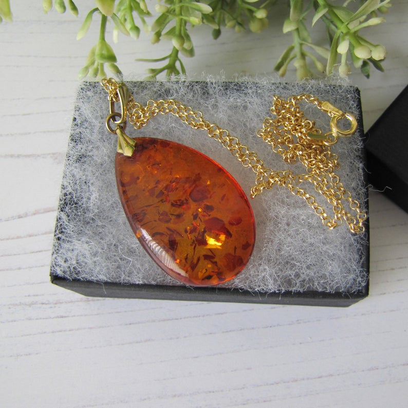 Vintage Baltic Amber Teardrop Pendant & Chain