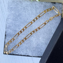 Carica l&#39;immagine nel visualizzatore di Gallery, Vintage 9ct Gold Trombone Link Fetter Bracelet
