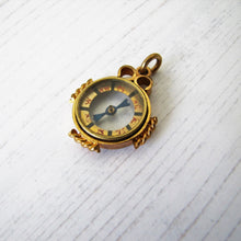 画像をギャラリービューアに読み込む, Antique Gold Gilt Compass Pendant Fob - MercyMadge
