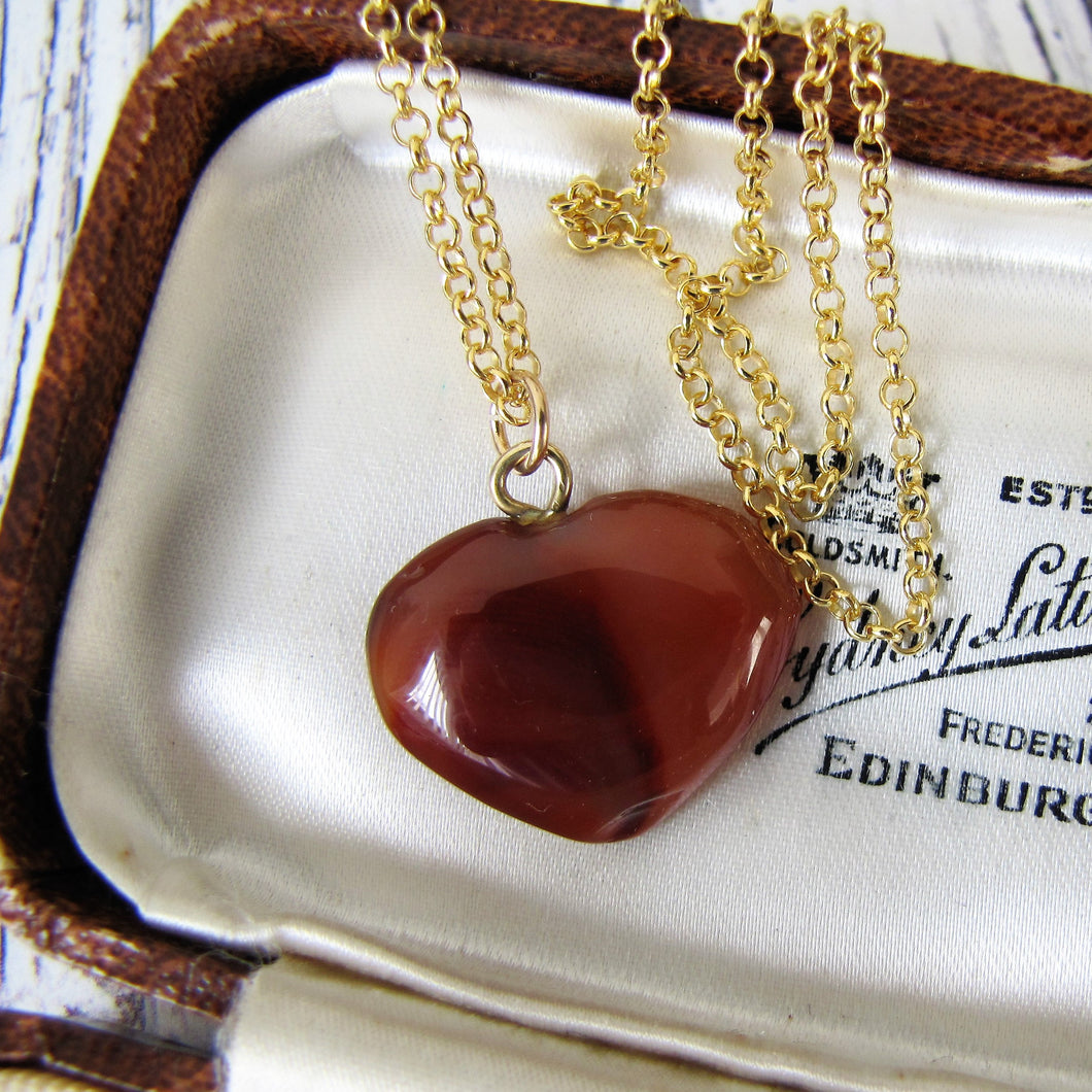 Victorian Carved Hardstone Heart Pendant Necklace - MercyMadge