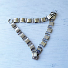 Cargar imagen en el visor de la galería, Victorian Sterling Silver Book Chain Necklace
