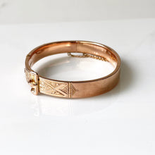 Load image into Gallery viewer, Antique Victorian Solid 9ct Gold Buckle Bangle
