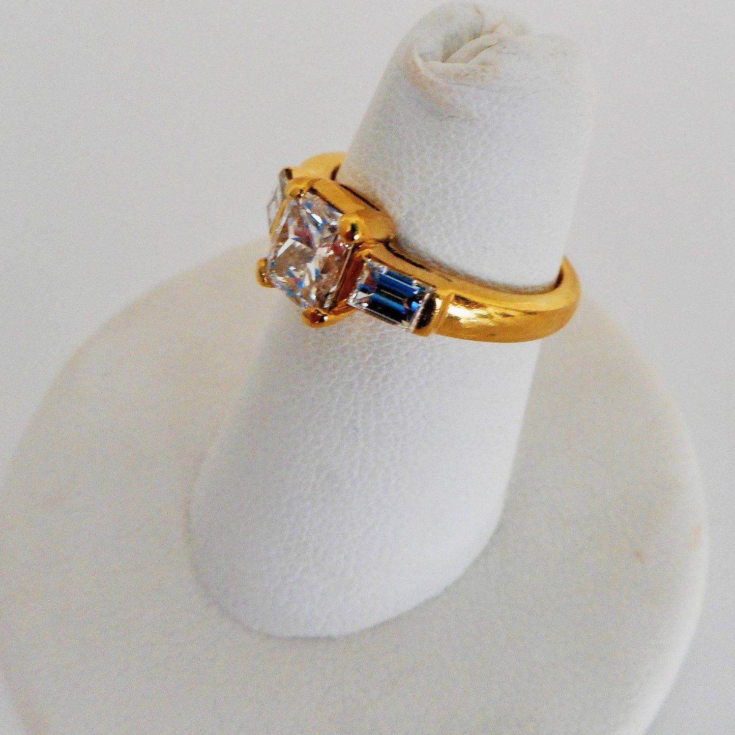 Vintage 18ct Gold Princess Cut Flawless Diamond Ring, Gazdar Of India. 3-Stone Diamond Engagement Ring & Certificate. 2.09ct Diamond Ring